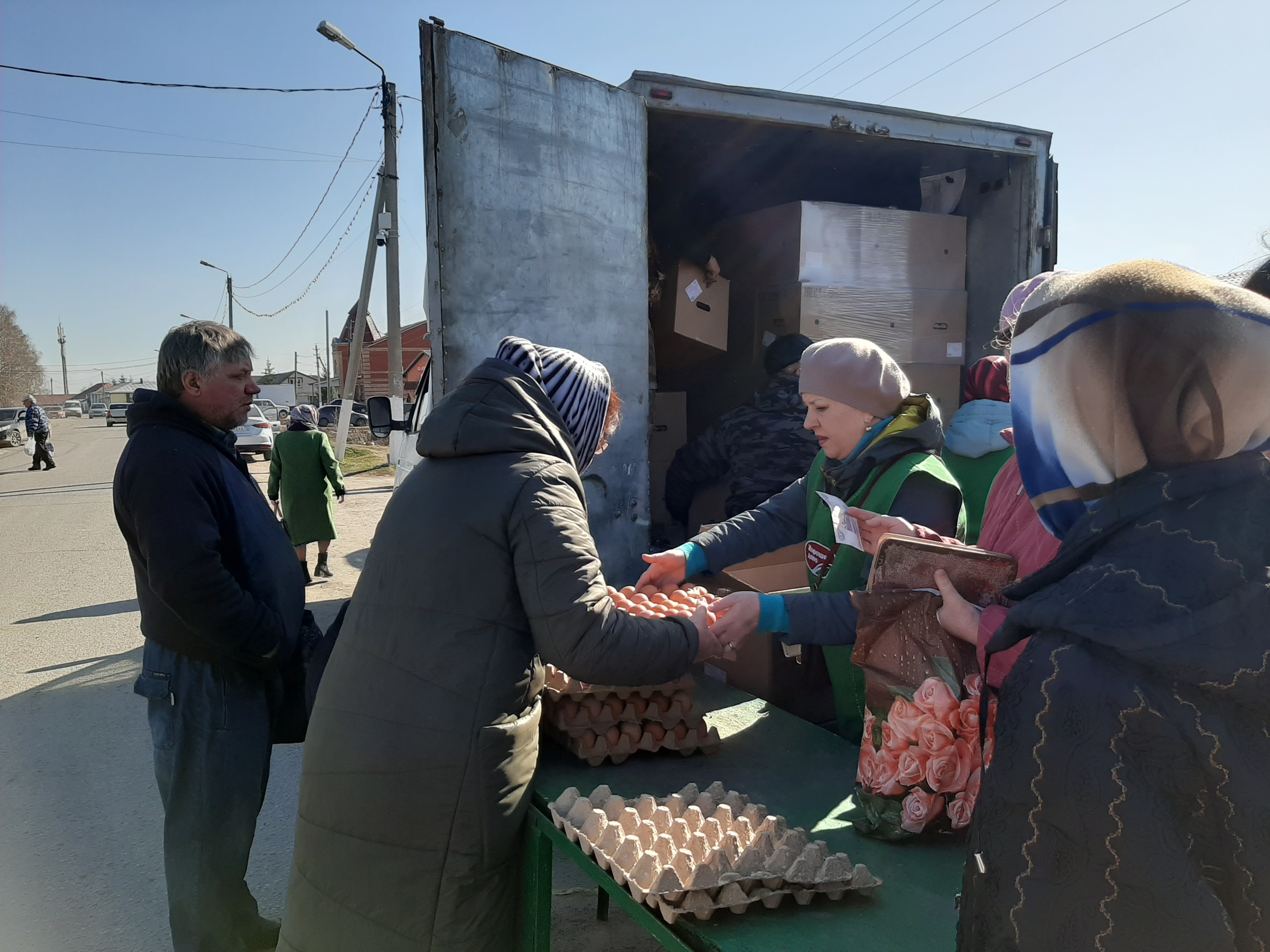 Продовольственная предпасхальная ярмарка.