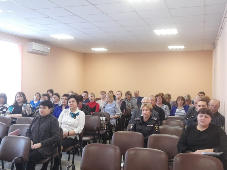 Расширенное заседание Комиссии по делам несовершеннолетних и защите их прав Атяшевского муниципального района. Расширенное заседание Комиссии по делам несовершеннолетних и защите их прав Атяшевского муниципального района.